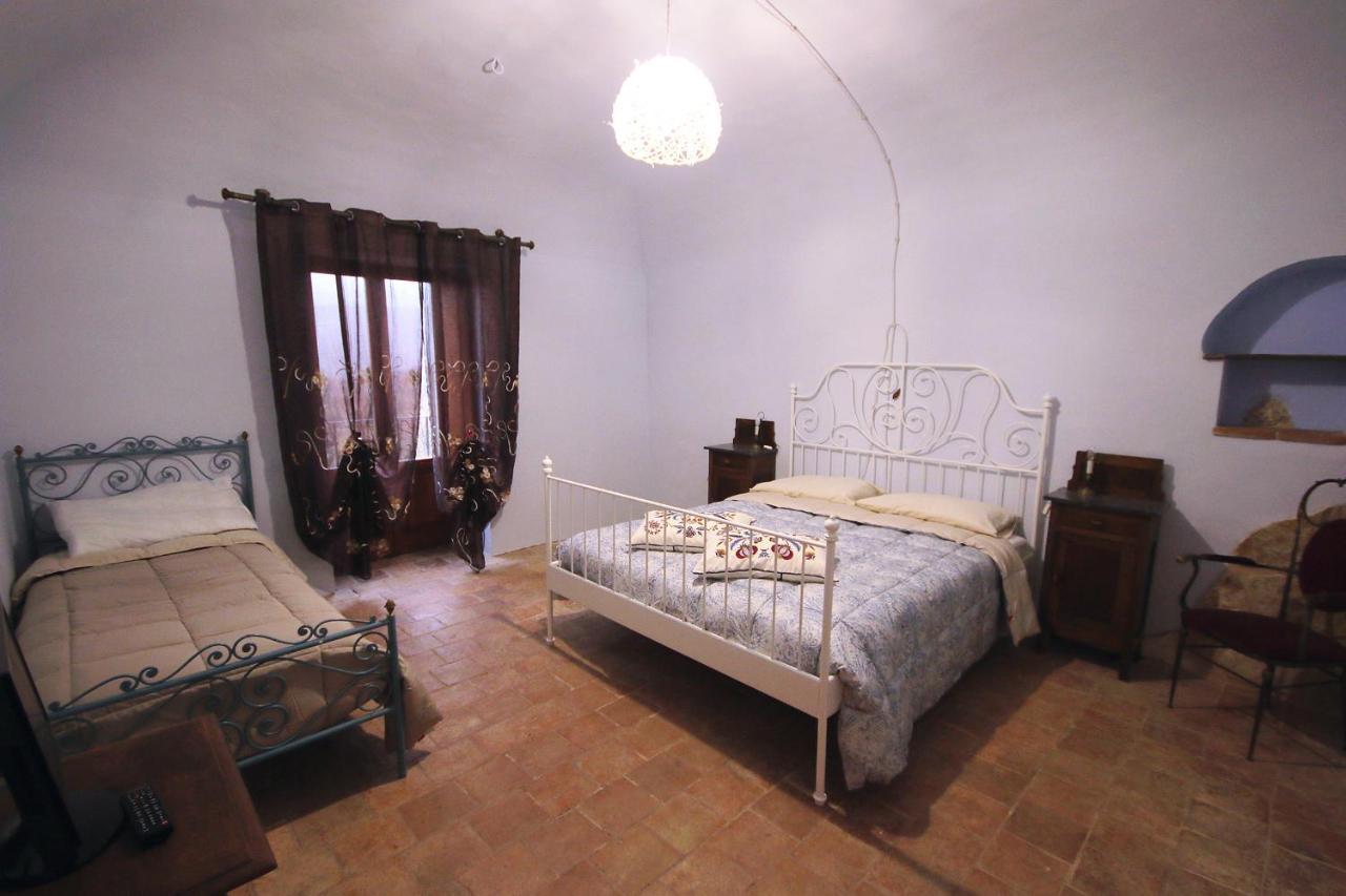 Al Casolare Ofena Exterior foto